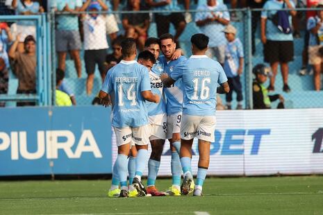 Sporting Cristal venció 3-1 a la U. Católica de Ecuador en la Tarde Celeste | VIDEO
