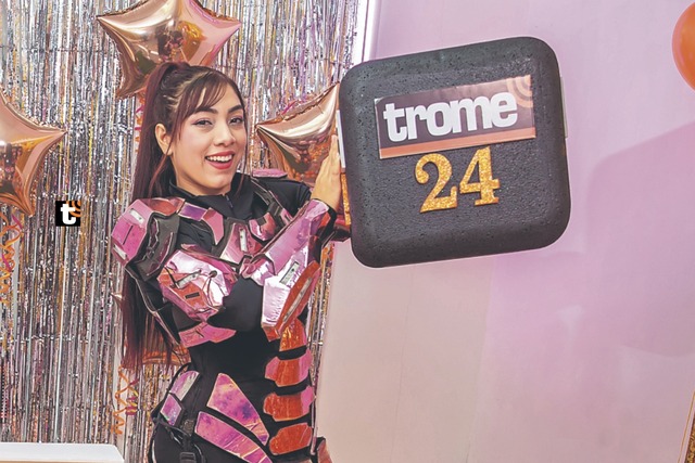 Karelys Molina ‘Robotina’ no podía faltar en esta gala.