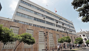 Carnaval de candidatos: 34 partidos políticos inscritos ante el JNE para las Elecciones 2026, hasta la medianoche