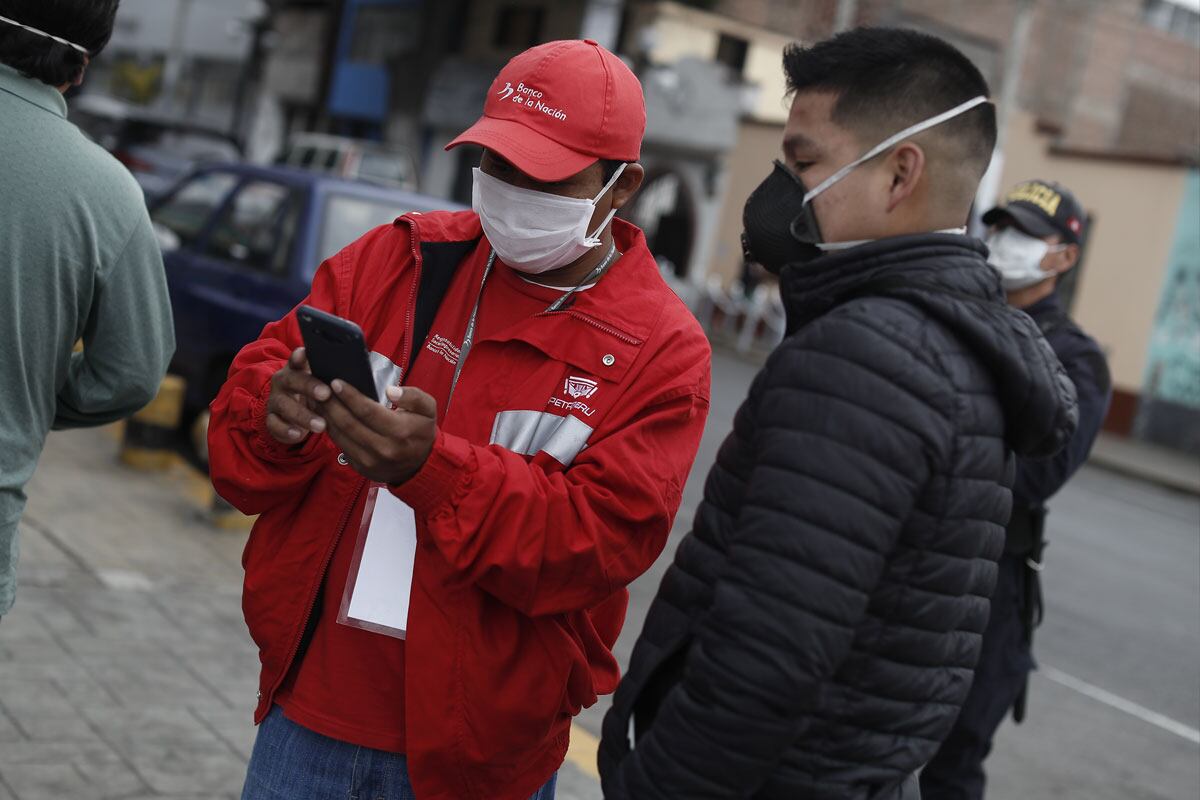 La modalidad Banca Celular pertenece a la tercera fase de la entrega del segundo bono (Foto: César Campos / GEC)