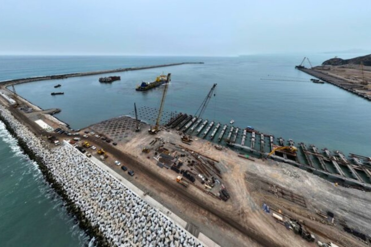 El presidente del CTTP, Miguel Cordano, destaca la necesidad de mejorar las vías de comunicación