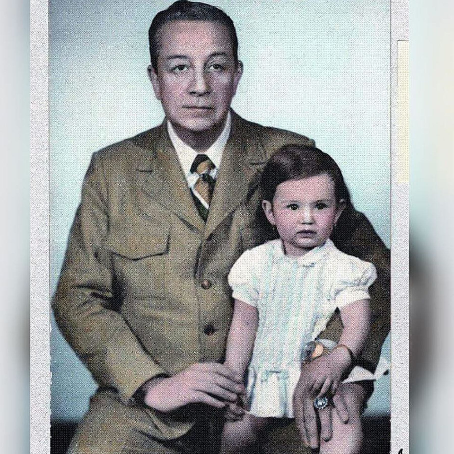 Ernesto Sodi con su hija Thalía. (Foto: Instagram/Thalía)