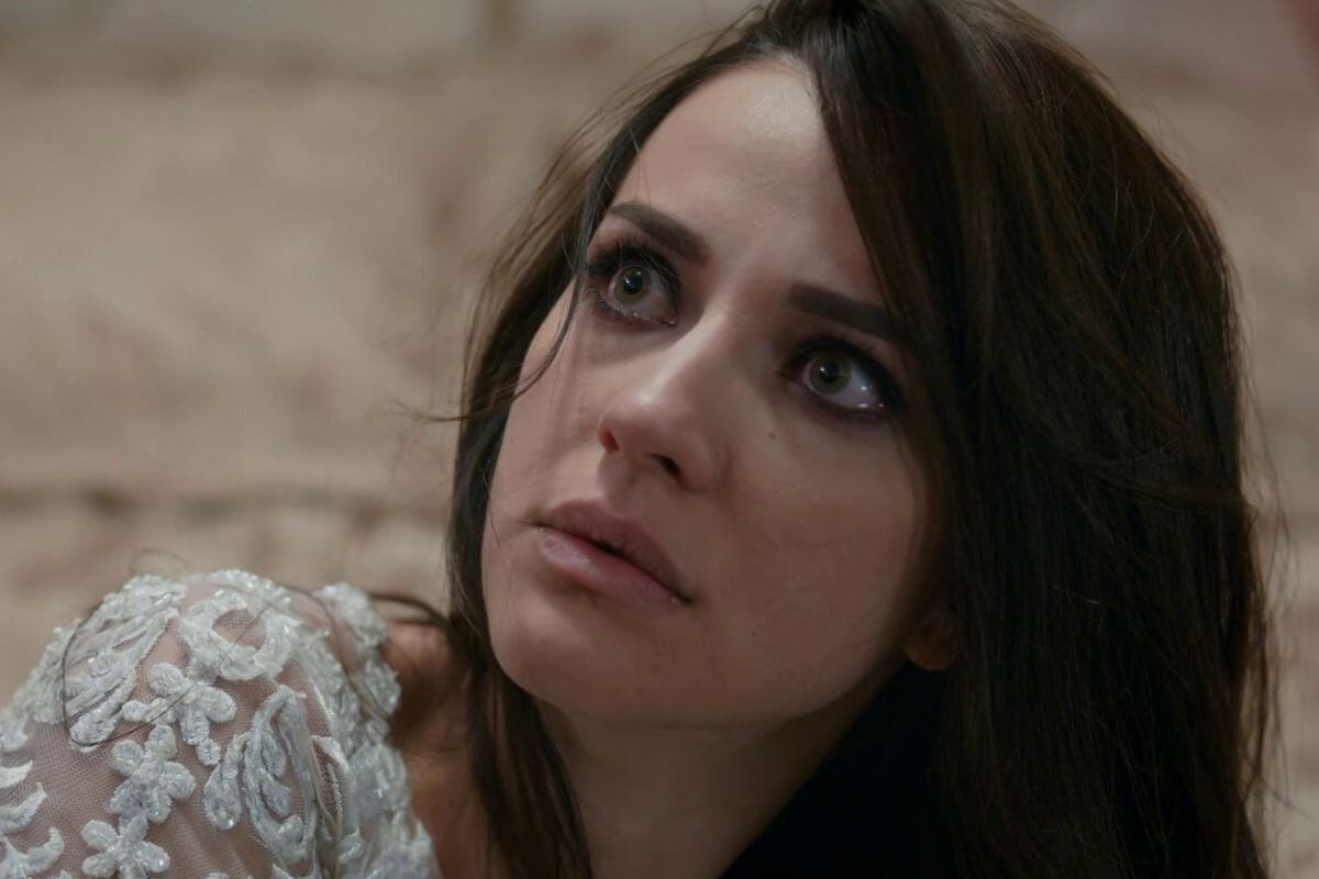 İrem Helvacıoğlu interpreta a Nefes Kaleli, la protagonista de "Fugitiva" (Foto: Sinegraf Film)