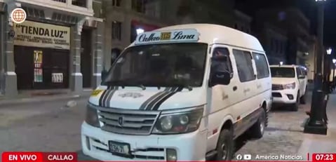 Mujer muere en ataque a combi en el Callao