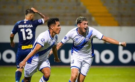 Alianza Atlético de Sullana venció 2-0 a Deportivo Garcilaso y se metió a la fase de grupos de la Copa Su...