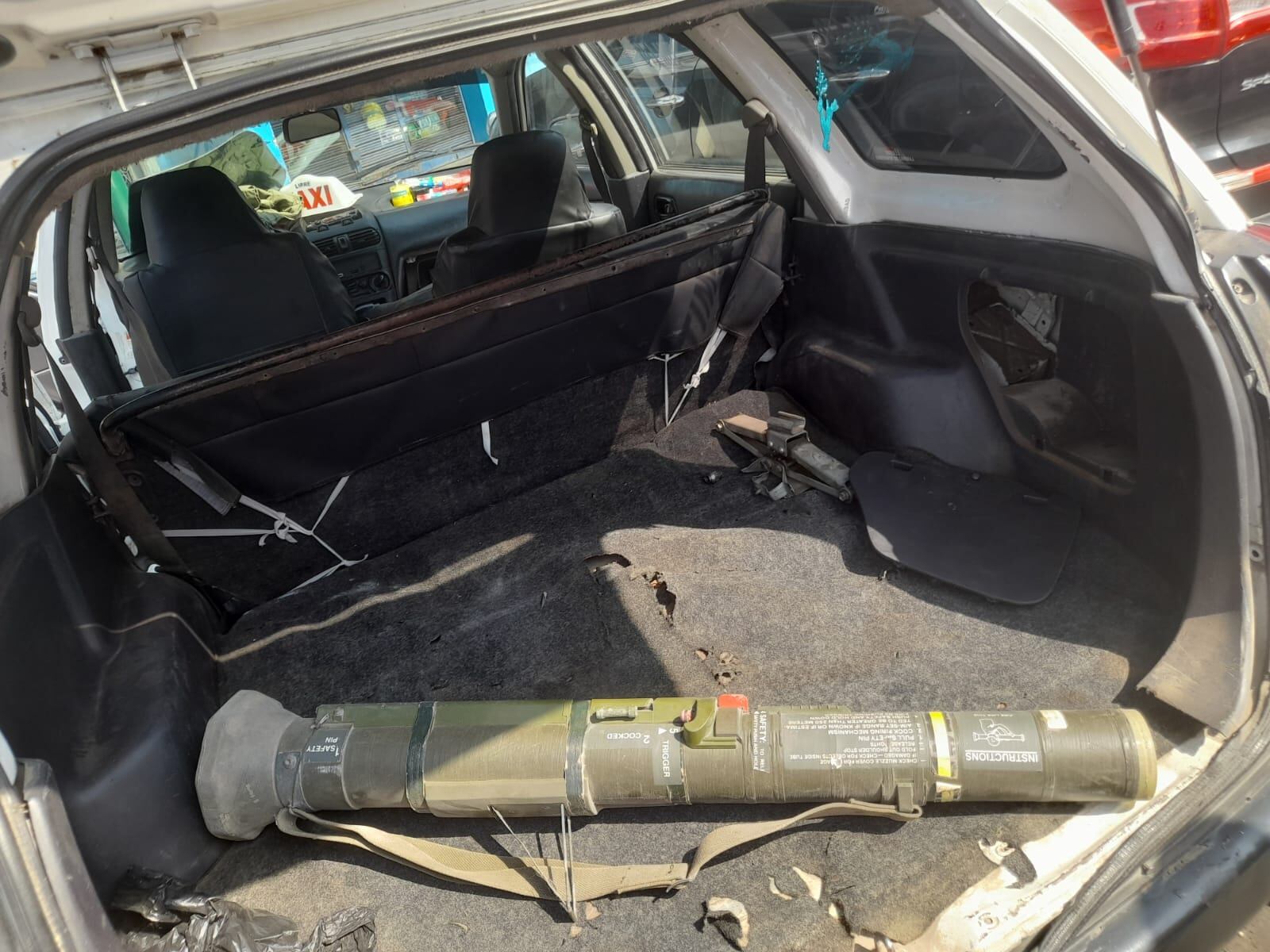 Intervienen a cuatro personas, entre ellos una mujer, sospechosos de intentar asaltar un banco.