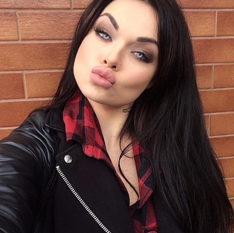 Bella polaca cuenta con miles de fans en su país. (Facebook)