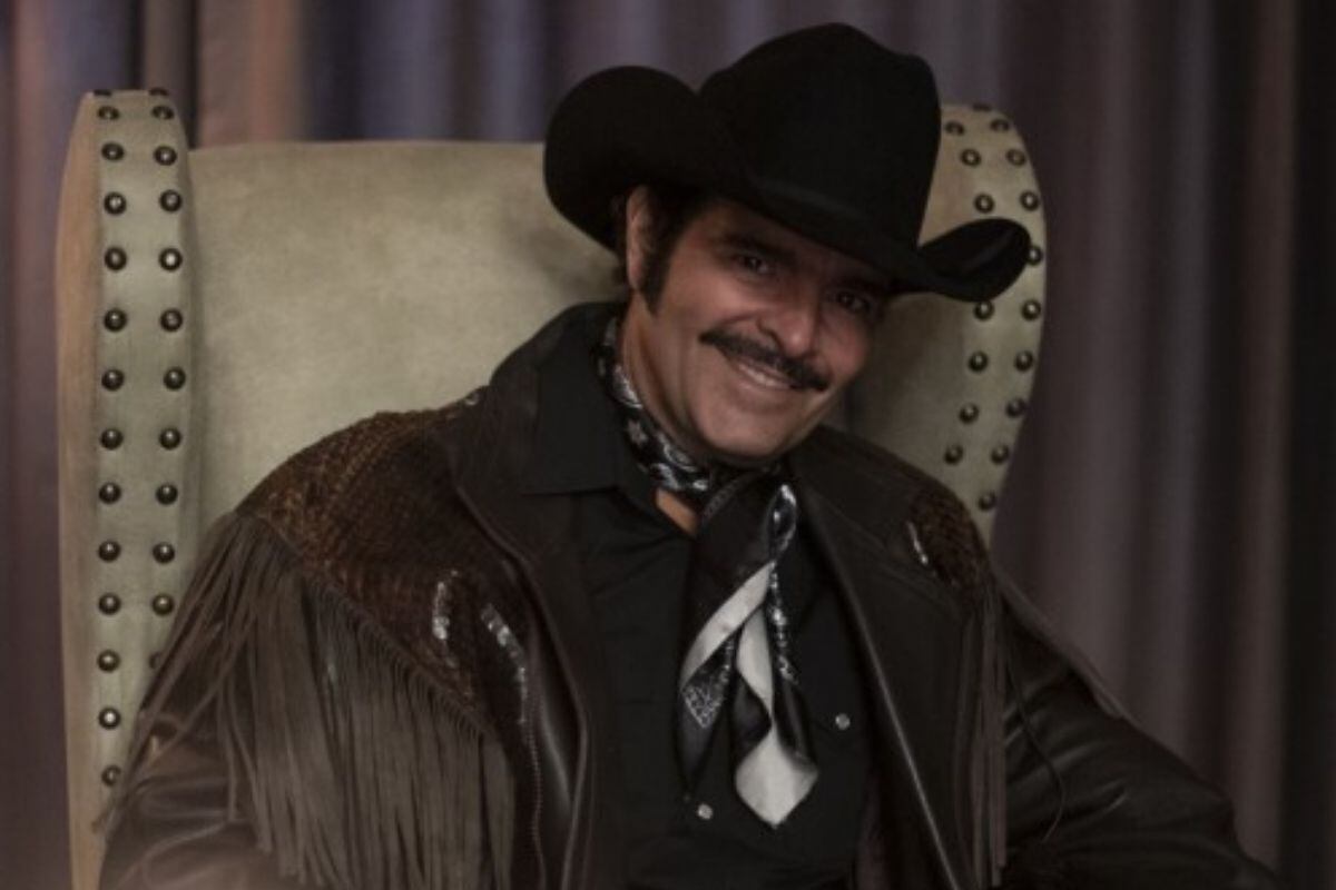 Pablo Montero interpreta a Vicente Fernández en su bioserie no autorizada (Foto: Televisa / Univision)