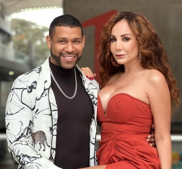 Janet Barboza y Edson Dávila ahora son los conductores de 'América Hoy'.