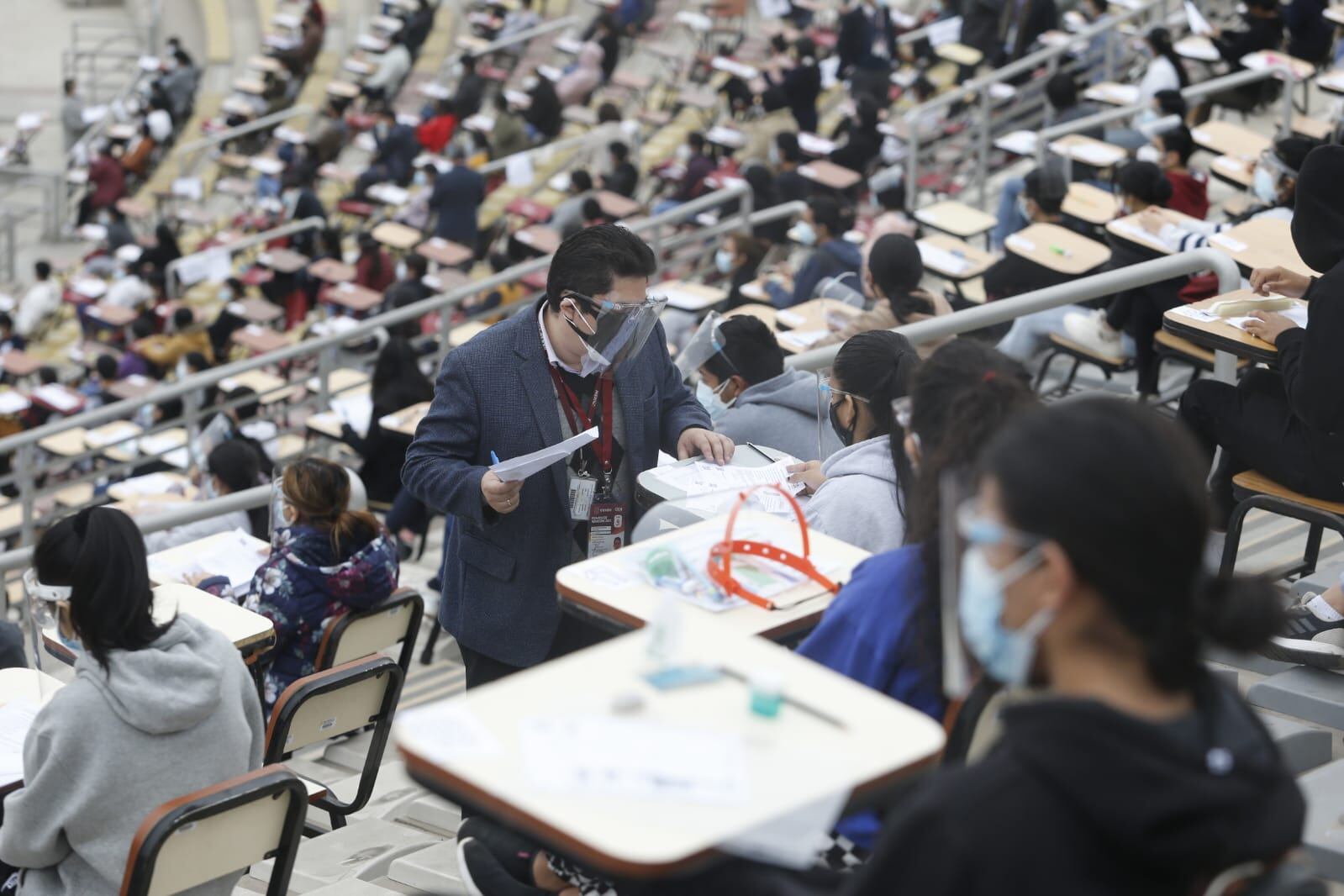 Minsa presentó protocolo para el regreso a las aulas de estudiantes universitarios durante la pandemia por el COVID-19. Fotos: Violeta Ayasta/ @photo.gec