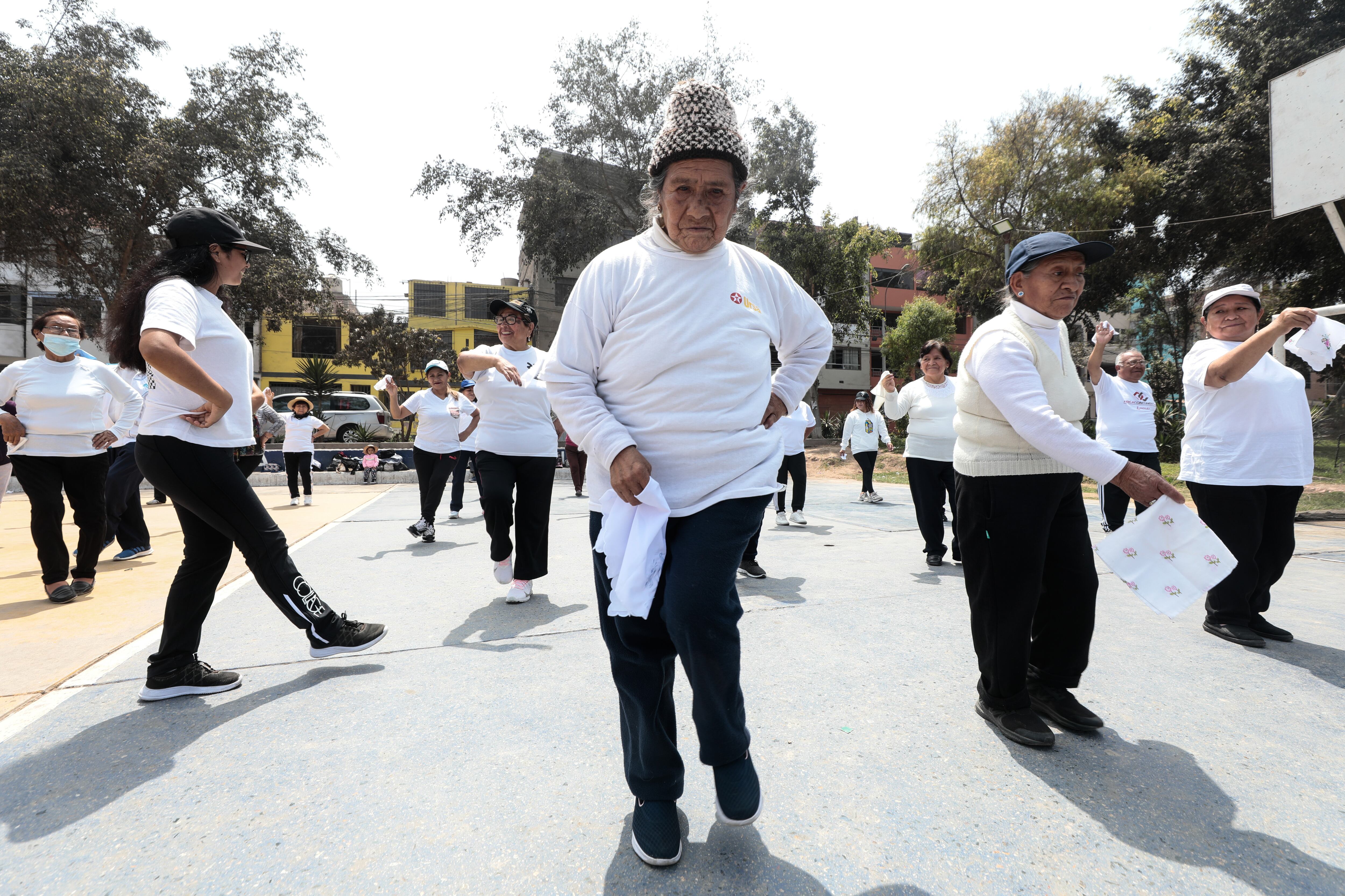 Para mayor información sobre los talleres gratuitos puedes visitar la página web o el facebook oficial de la municipalidad. Foto: Lenin Tadeo.