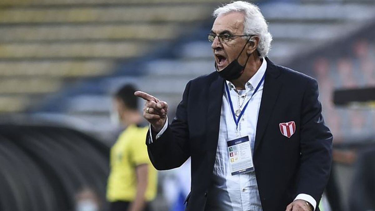 Danubio de Uruguay es el último equipo que dirigió Jorge Fossati. (Foto: La Tercera)