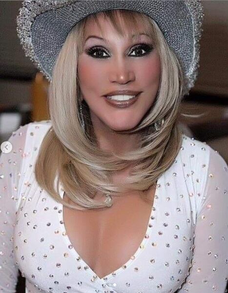 Laura León, apodada como La Tesorito, alcanzó la fama en la década de los 90 gracias a emblemáticas telenovelas como “Dos mujeres, un camino” y “El premio mayor” (Foto: Laura León/ Instagram)