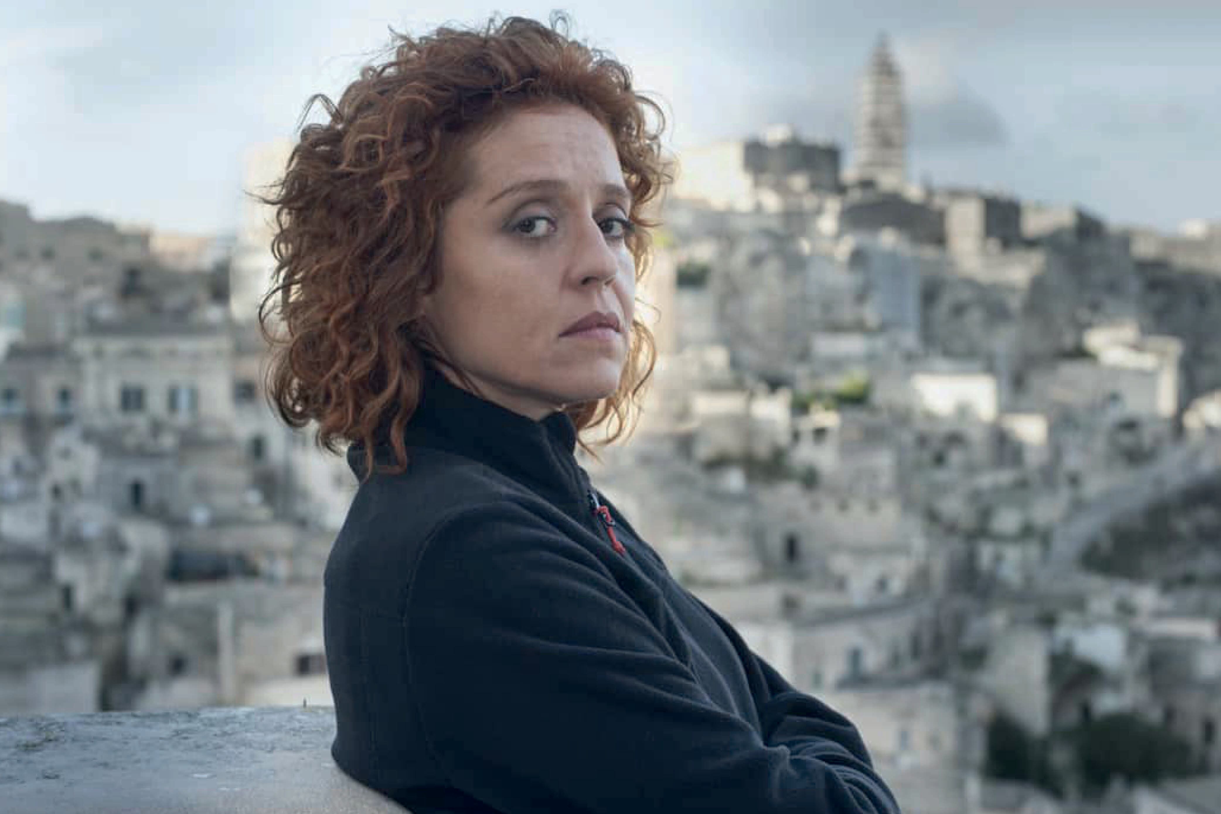 La novela italiana es protagonizada por Vanessa Scalera (Foto: MHz Choice/YouTube)