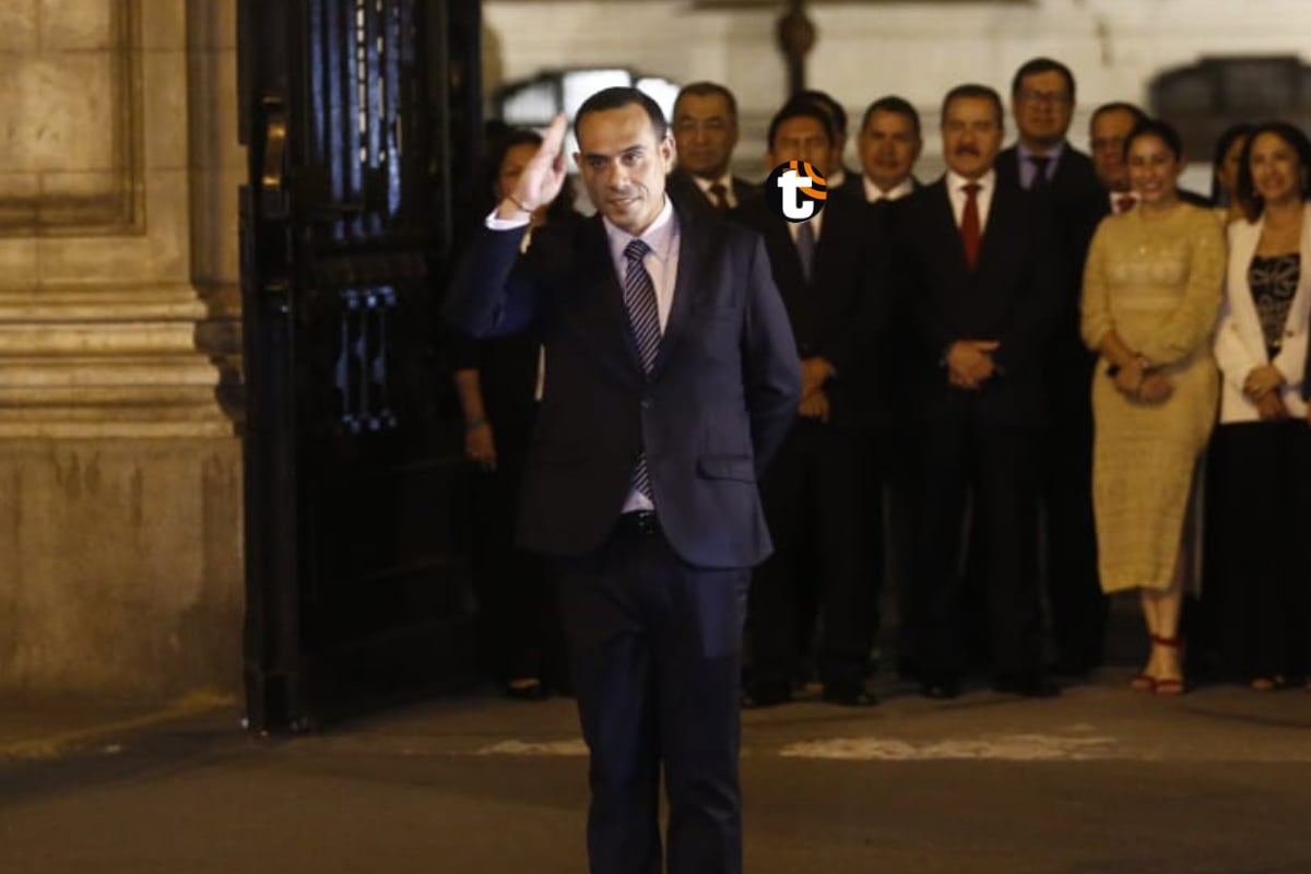 José Jerí abordó camioneta y se fue de Palacio de Gobierno. (Fotos: César Campos/@photo.gec)