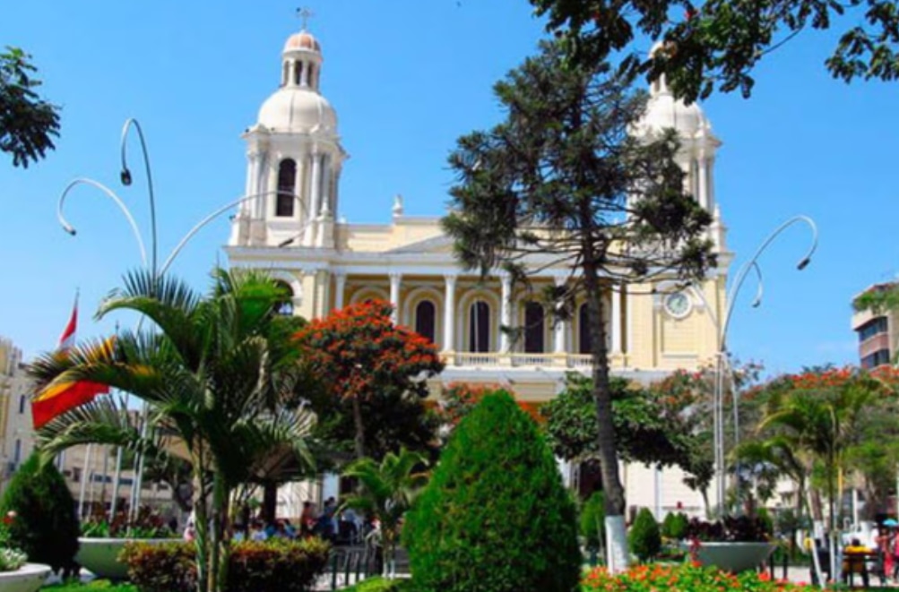 Chiclayanos entusiasmados con la 'ruta del papa'.