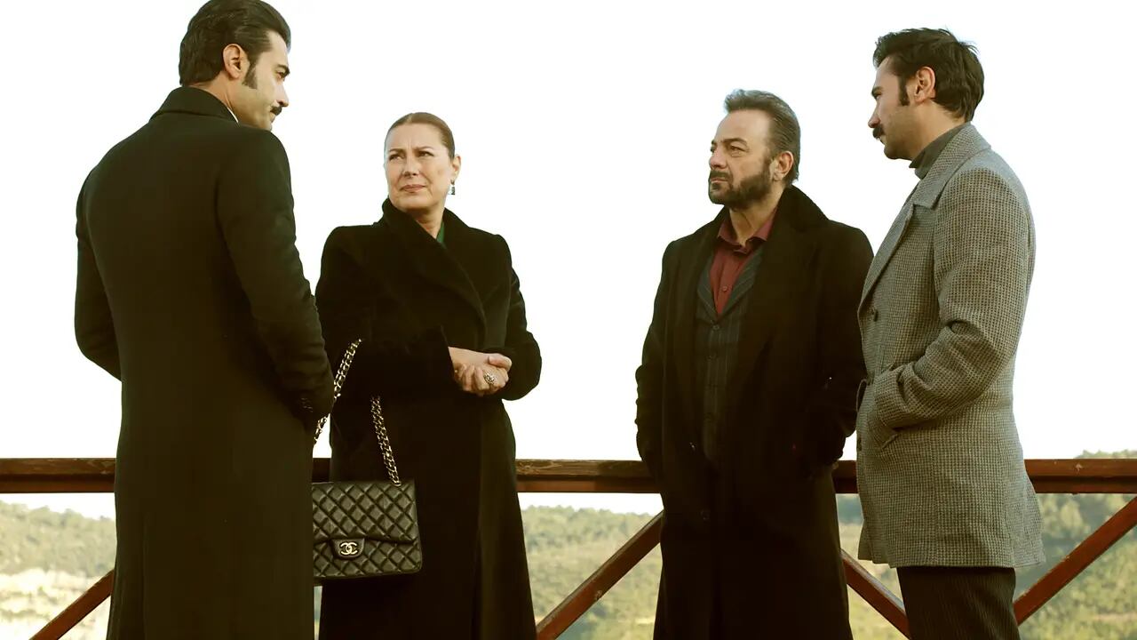 La muerte de Ercüment vuelve a unir a los Yaman y los Fekeli (Foto: Tims & B Productions)