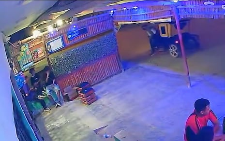 Cámaras graban crimen de barbero a manos de sicarios en Paita | VIDEO
