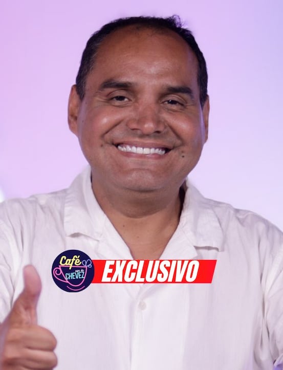 Arturo Álvarez es el invitado de esta semana en ‘Café con la Chevez’. (Foto Lenin Tadeo)