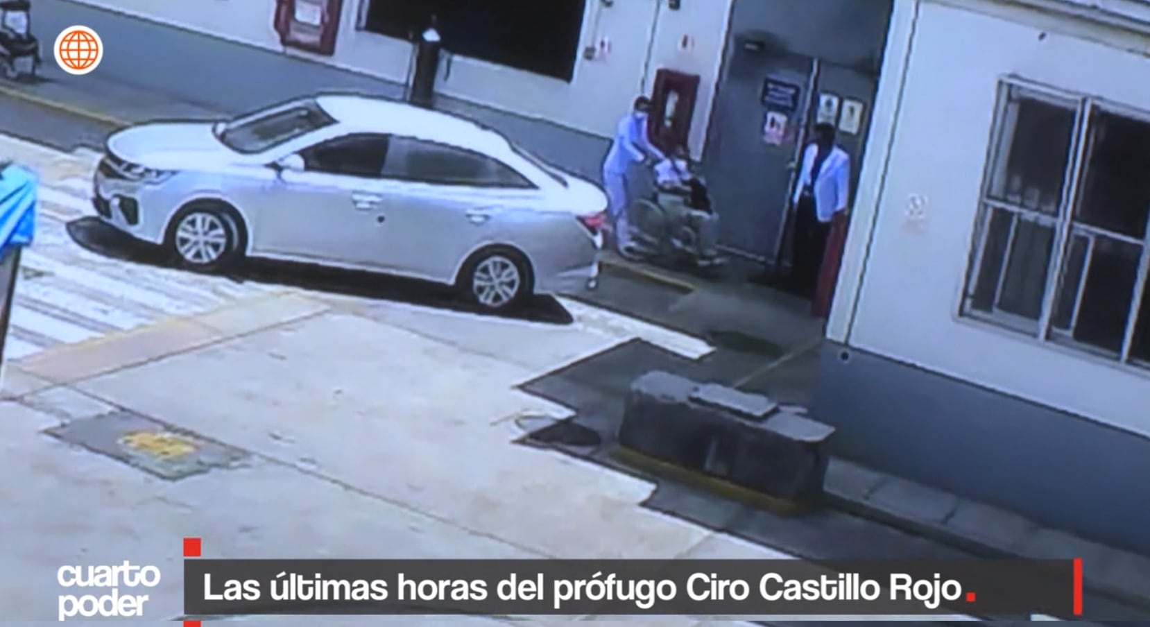 Ciro Castillo Rojo, acusado de liderar una organización criminal, subiendo a auto con rumbo desconocido.
