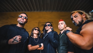 E.G.O. cumple 15 años y lo celebra con un espectáculo que marca su renovación artística