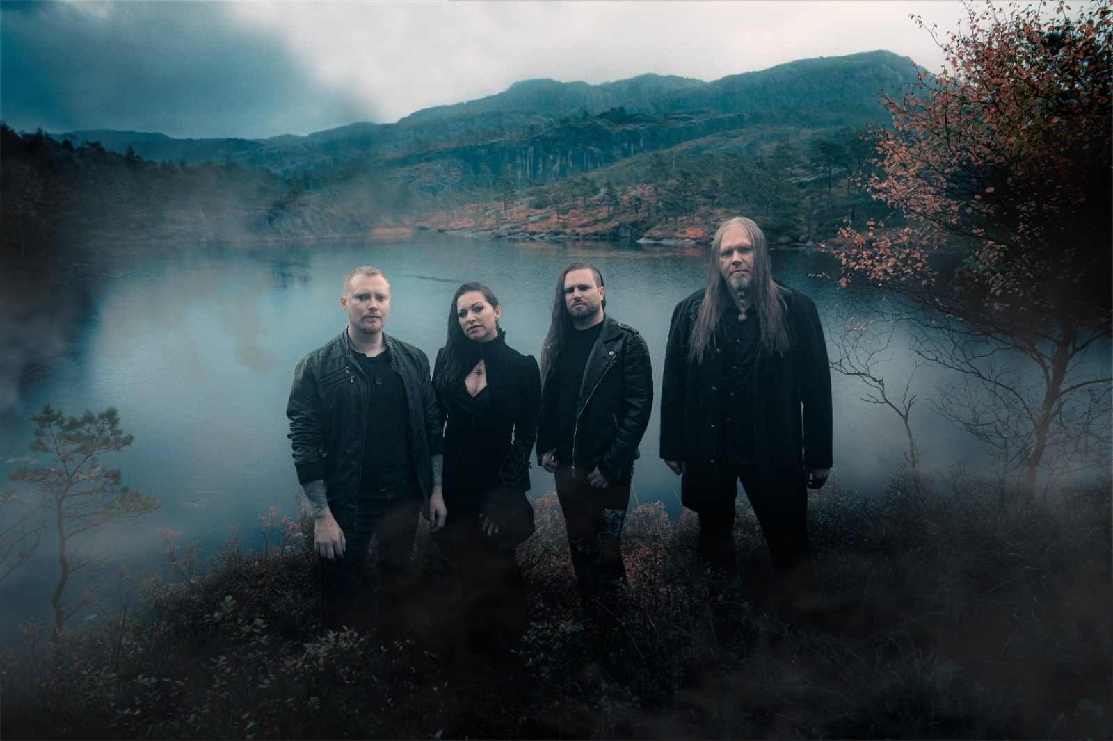 Sirenia llega a Lima