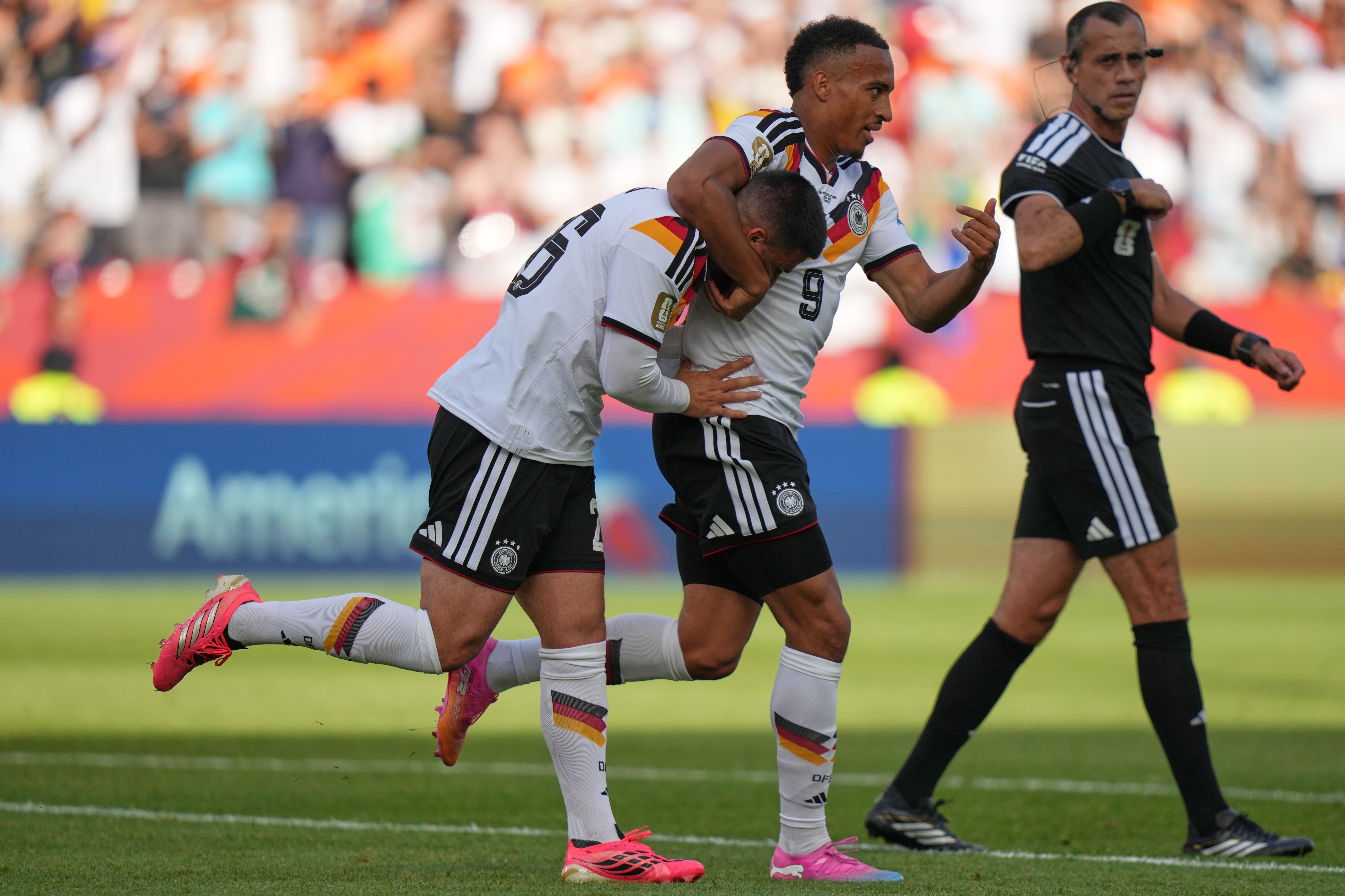Deniz Undav celebra el tanto del triunfo ante Costa de Marfil. (AP Photo/Stephanie Scarbrough)