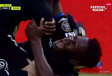 Jean Pierre Arroyo del Independiente del Valle sufre escalofriante lesión, tras descalificadora falta | VIDEO