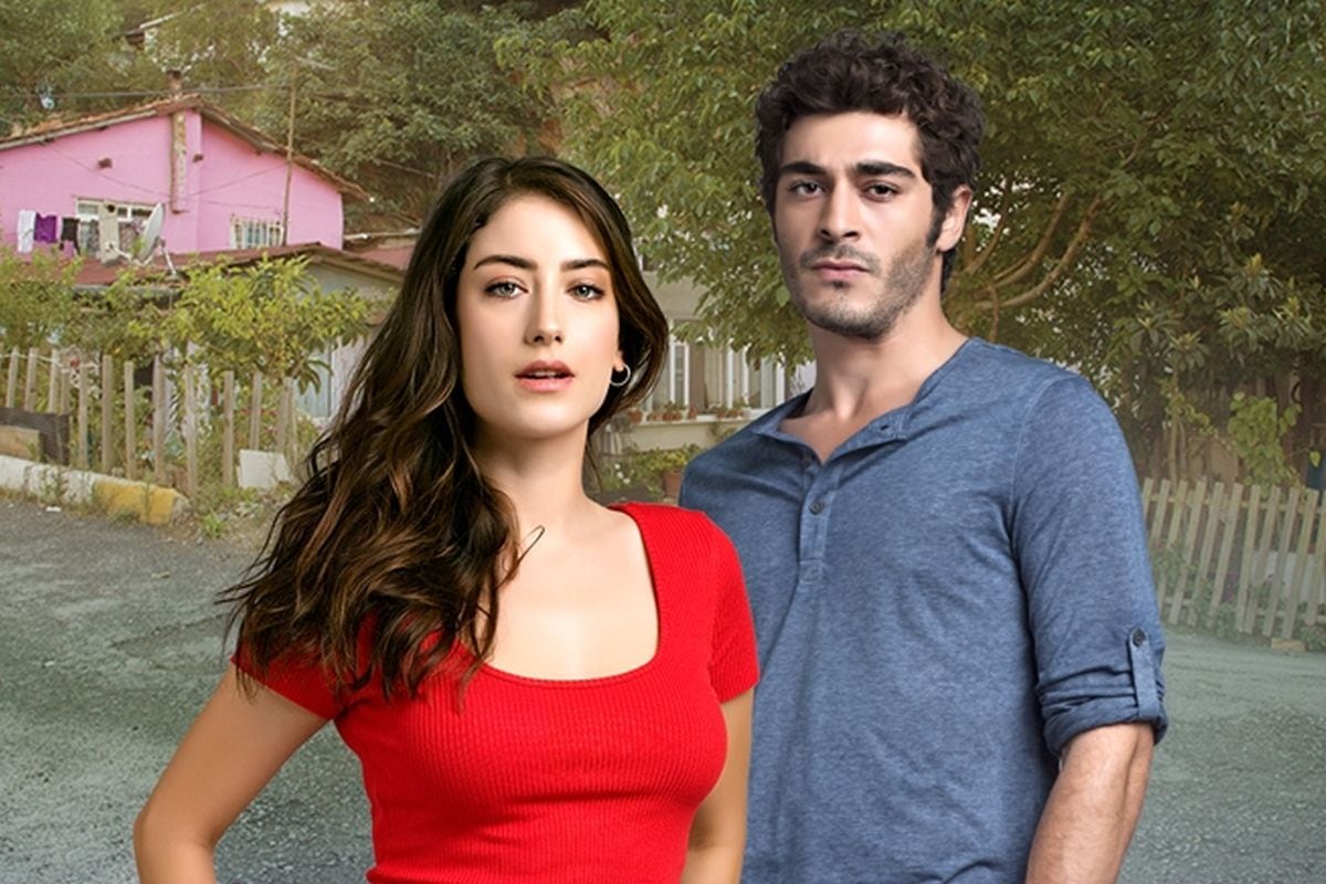 Los actores turcos Burak Deniz y Hazal Kaya son los protagonistas de "Nuestra historia" (Foto: Med Yapım)