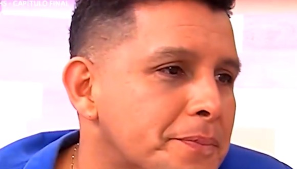 Néstor Villanueva llora por sus hijos