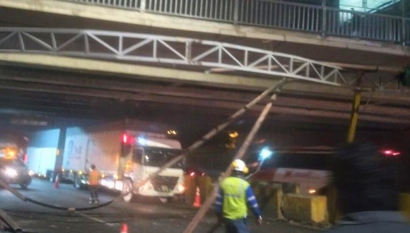 Trome | Puente Ricardo Palama a punto de colapsar (24 horas)