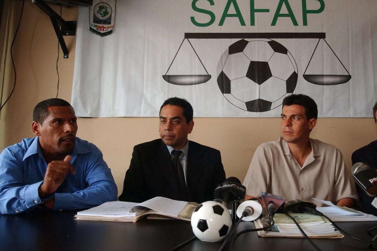 Sandro Cavero sigue trabajando por los derechos de los futbñolistas orofeionales (Foto: GEC)