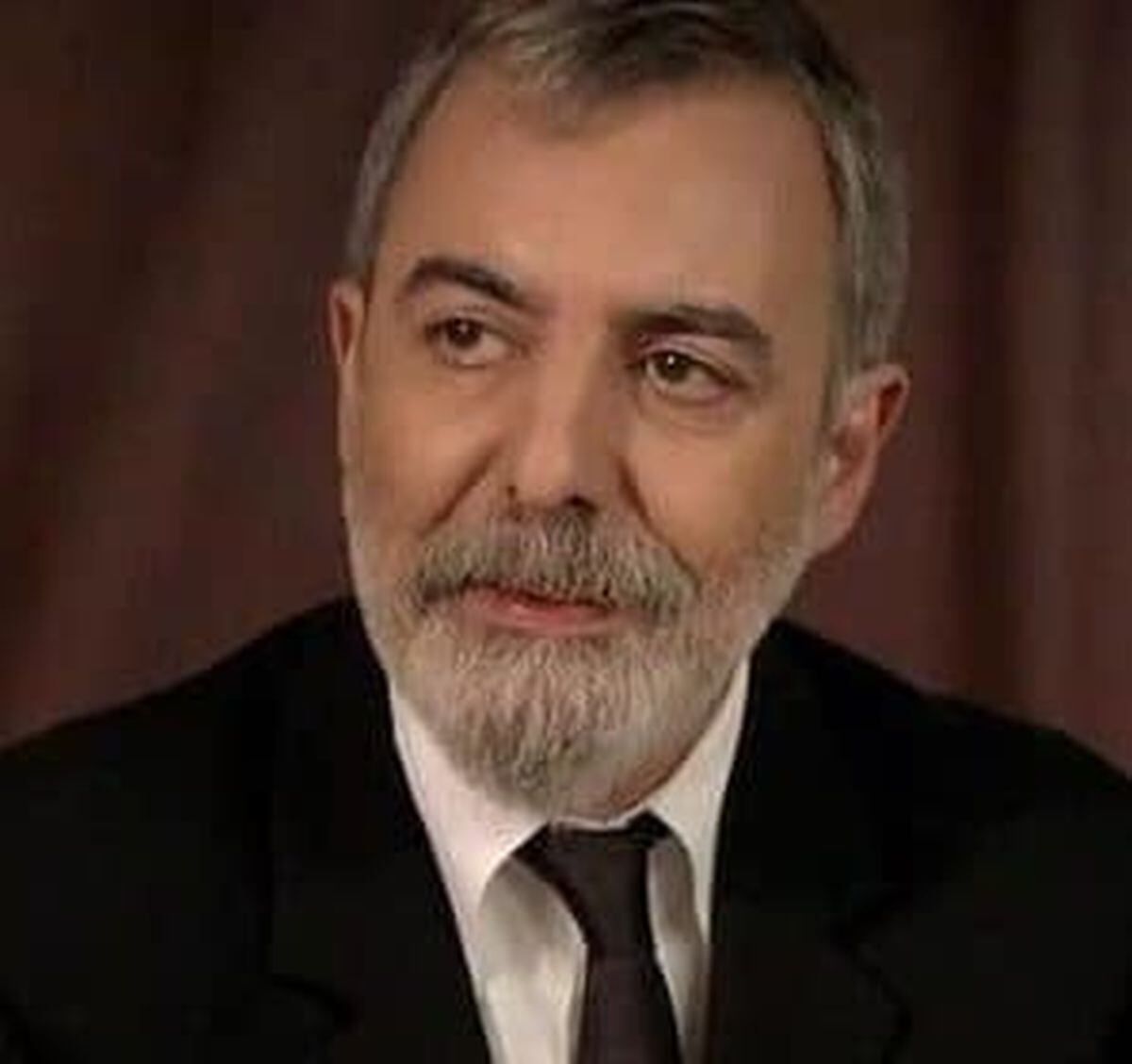 Orhan Alkaya interpreta a Fehmi Şekercizade en "Amor a segunda vista" (Foto: Orhan Alkaya/Instagram)