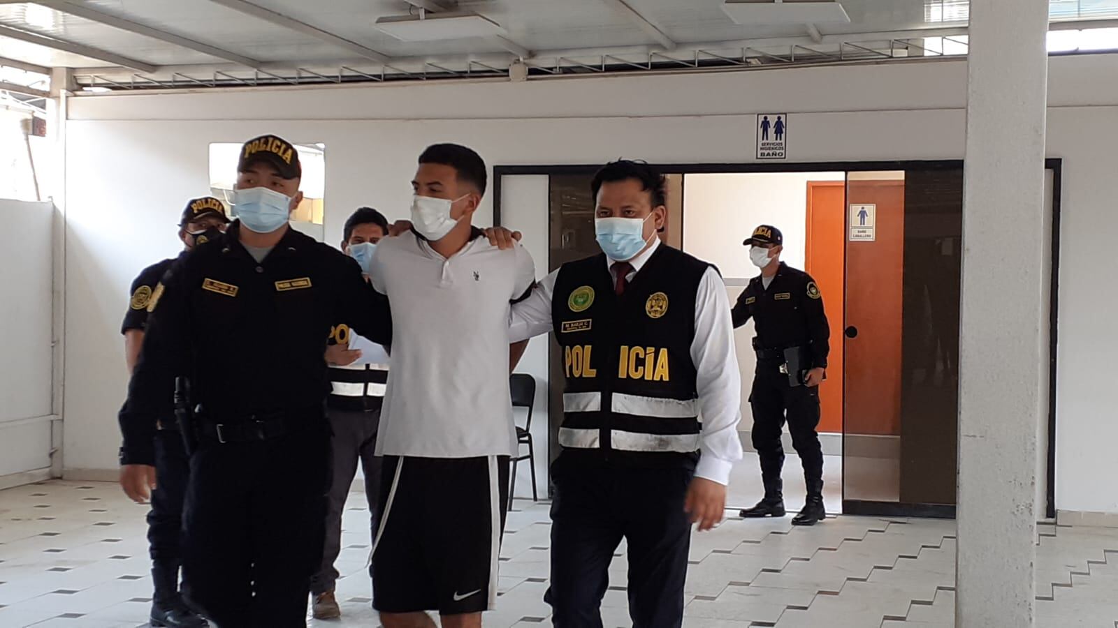 Banda 'Los Bujieros del jirón Italia' usaron modalidad del 'Tsunami' para asaltar a periodista Carla Harada. (foto TROME)