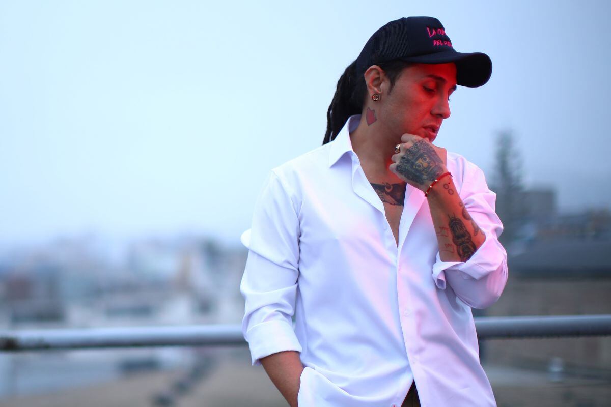 Compositor, productor y cantante Patrick Romantik lanza su disco 'La cumbia del futuro'.