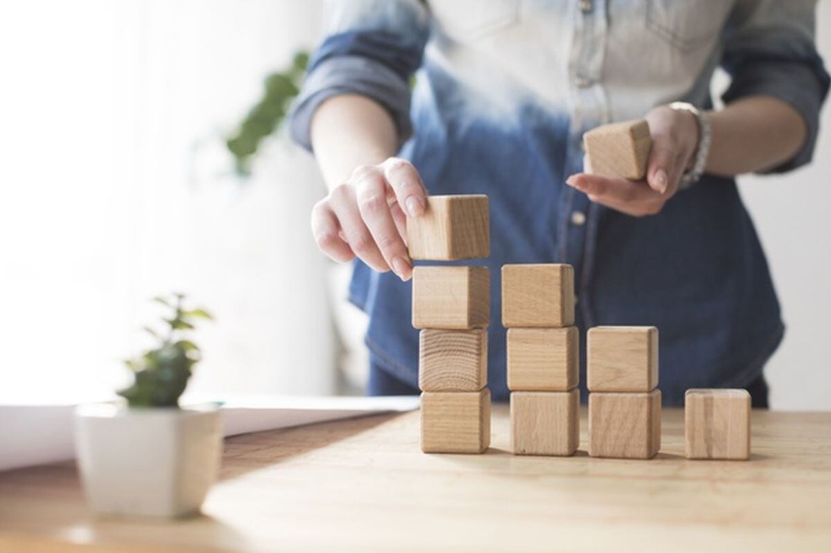 Un buen jefe construye relaciones con su equipo para alcanzar objetivos. (Foto: Freepik)