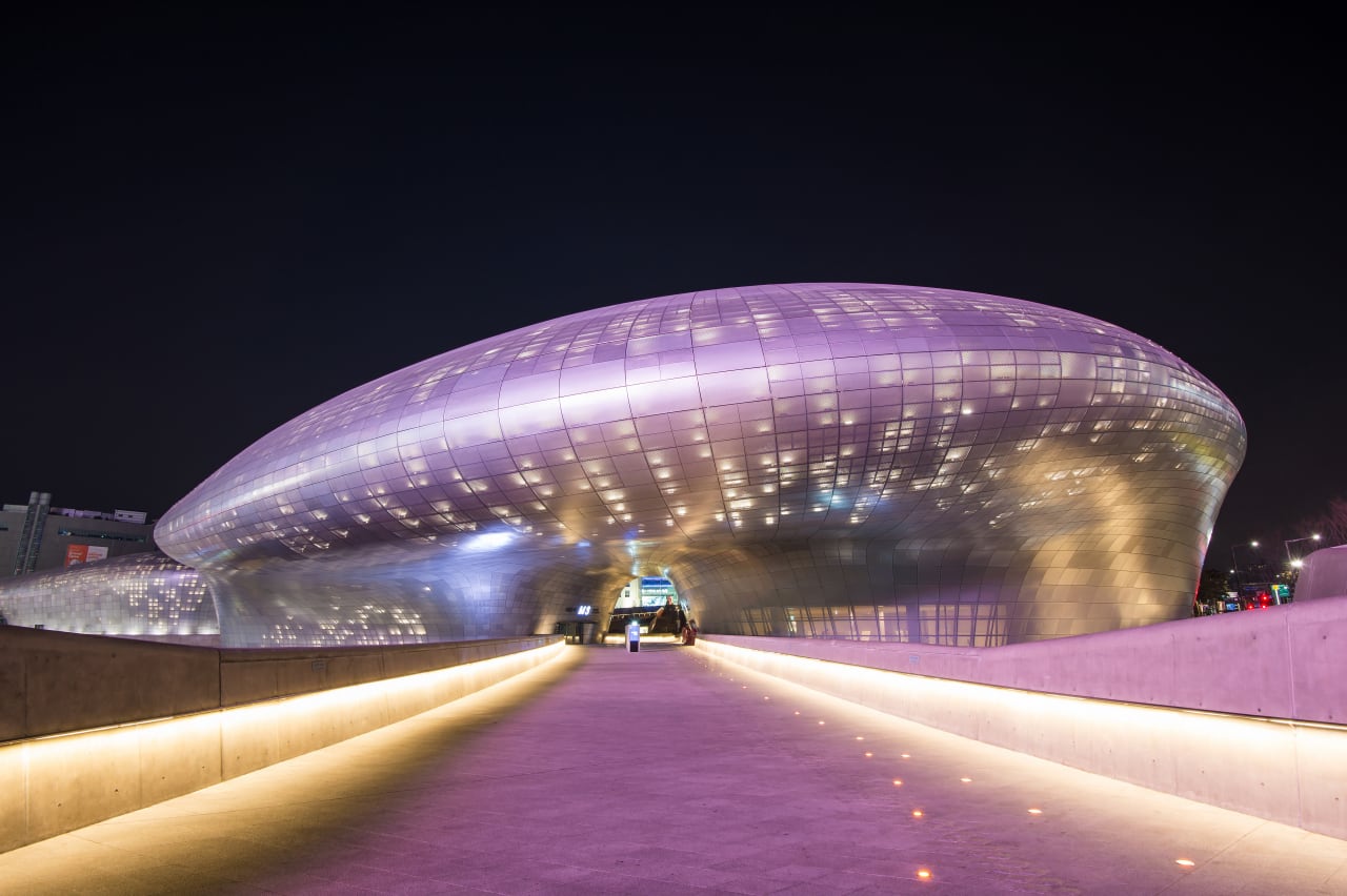 Dongdaemun Design plaza, Seúl. Foto: ¡Stock.