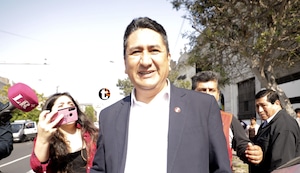 Anulan condena de Vladimir Cerrón por caso Aeródromo Wanka: ¿Ya puede salir de la clandestinidad?