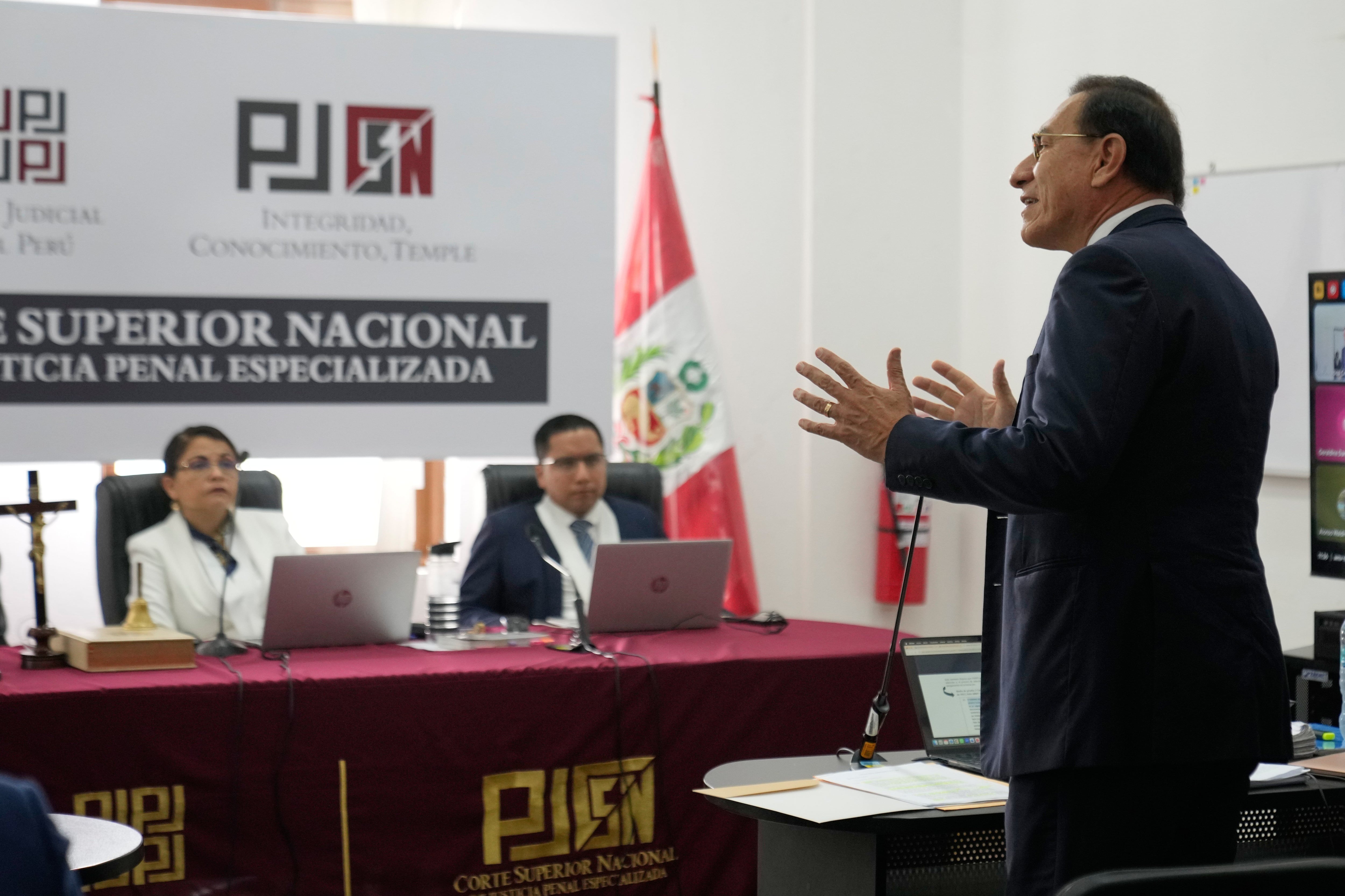 Martín Vizcarra durante su última palabra ante los jueces que dictarán su sentencia. Foto: AP