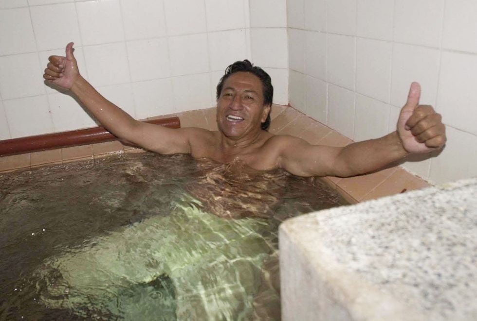 En la campaña Alejandro Toledo buscó conectarse con el electorado haciendo referencias a sus raíces andinas. (Foto: Getty Images)