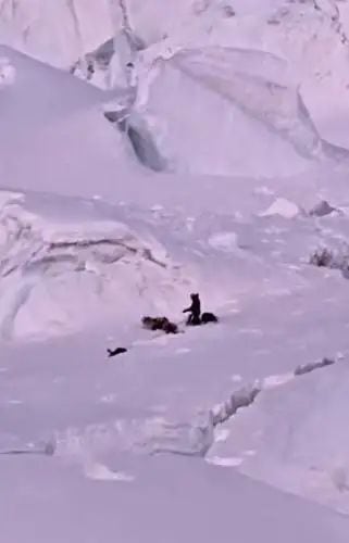 Nueva avalancha en nevado Huascarán deja un fallecido y dos heridos. Foto: Andina