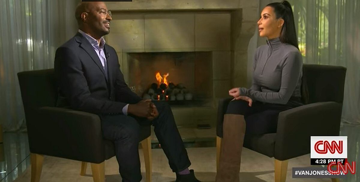 El día que Kim Kardashian fue entrevistada por Van Jones después de reunirse con el presidente Trump. (Foto: captura YouTube CNN)