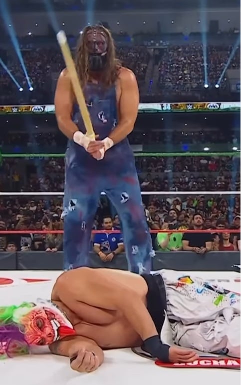 El Carnicero venció a Psycho Clown (Triplemanía Lucha Libre AAA)