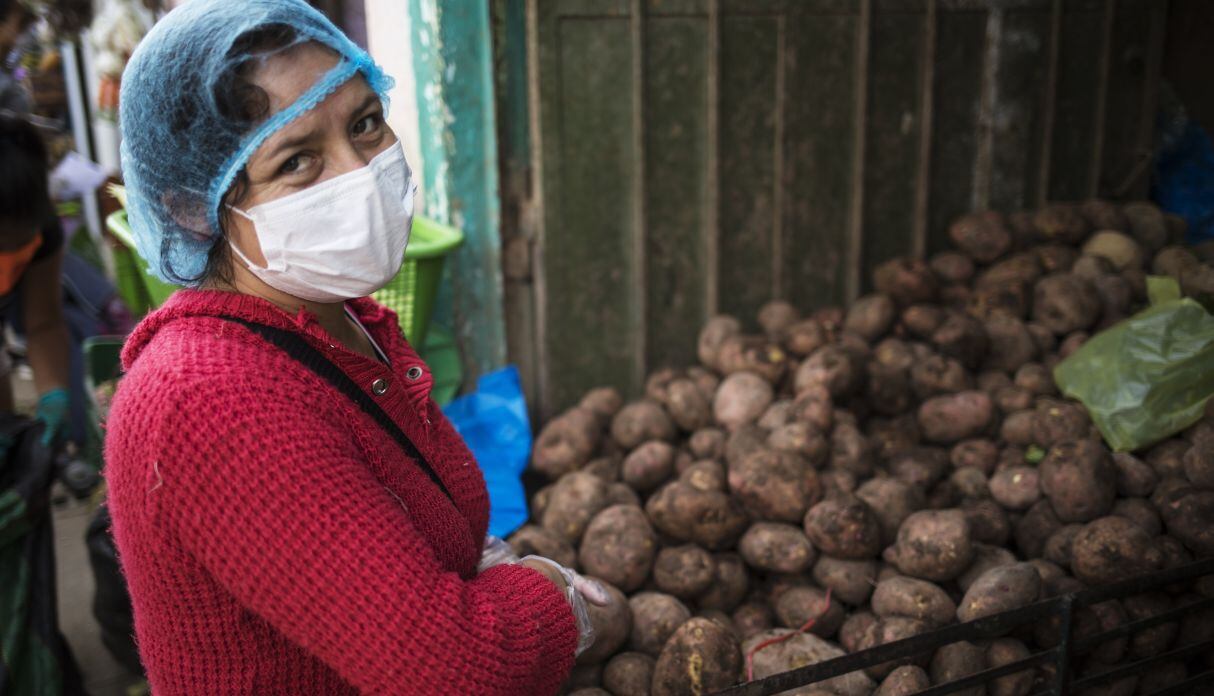 Trabajadores independientes podrán cobrar bono de 380 soles a partir del miércoles 8 de abril | TROME | GEC | AP Photo/Rodrigo Abd