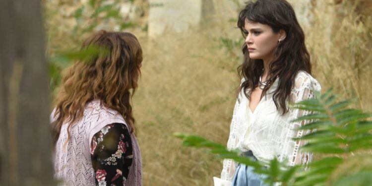 La telenovela turca “Elbet Bir Gün” narra la emocionante historia de dos hermanas: Gizem (Sinem Ünsal) y Nesime (Şebnem Bozoklu) (Foto: Most Production)