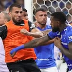 Descomunal bronca deja 23 expulsados entre Cruzeiro y Mineiro