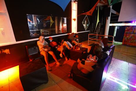 ¡Heroína de película! Madre venezolana se infiltra en red de trata para rescatar a su hija de las garras ...