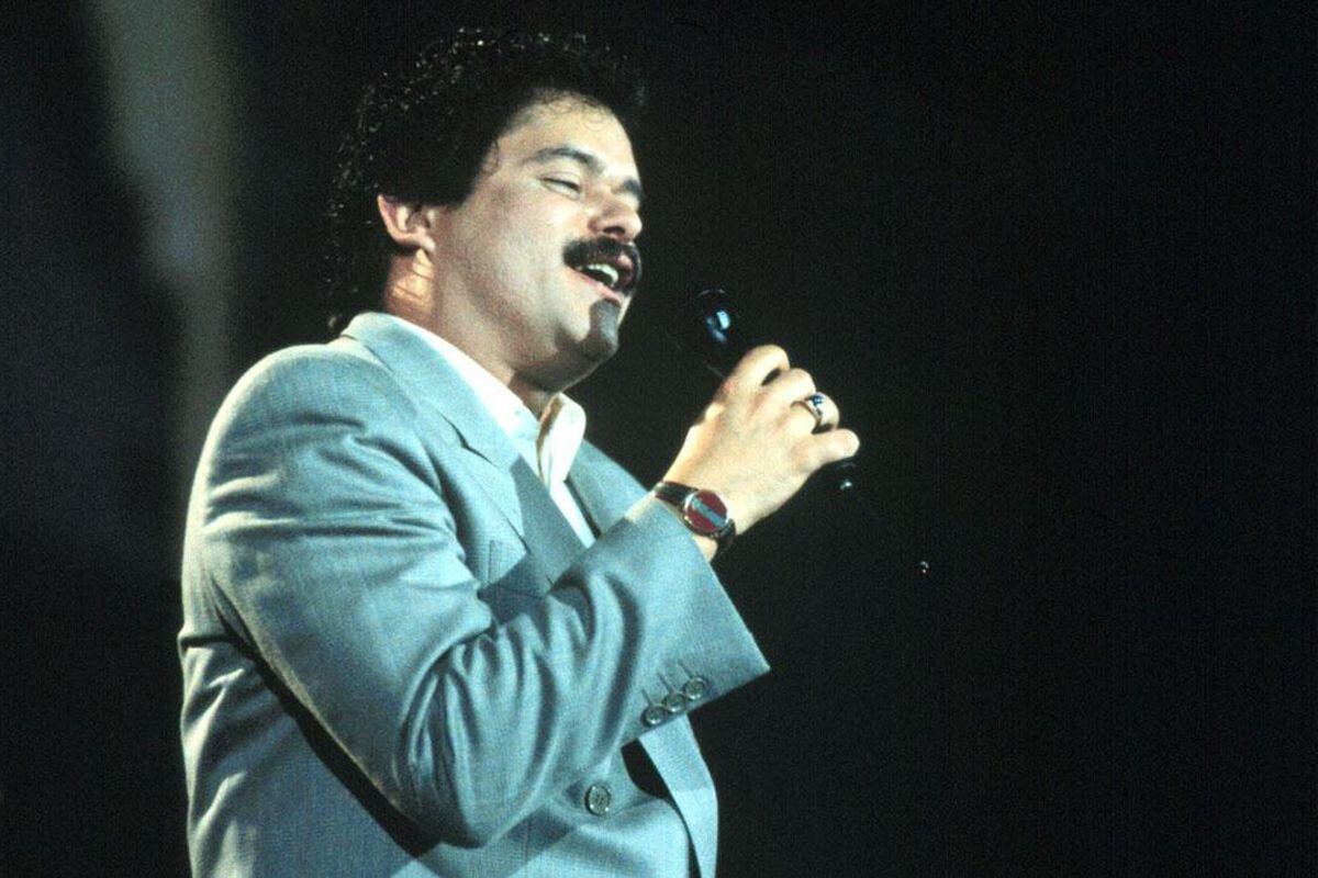 El salsero puertorriqueño Lalo Rodríguez interpretando uno de sus temas (Foto: Lalo Rodríguez / YouTube)