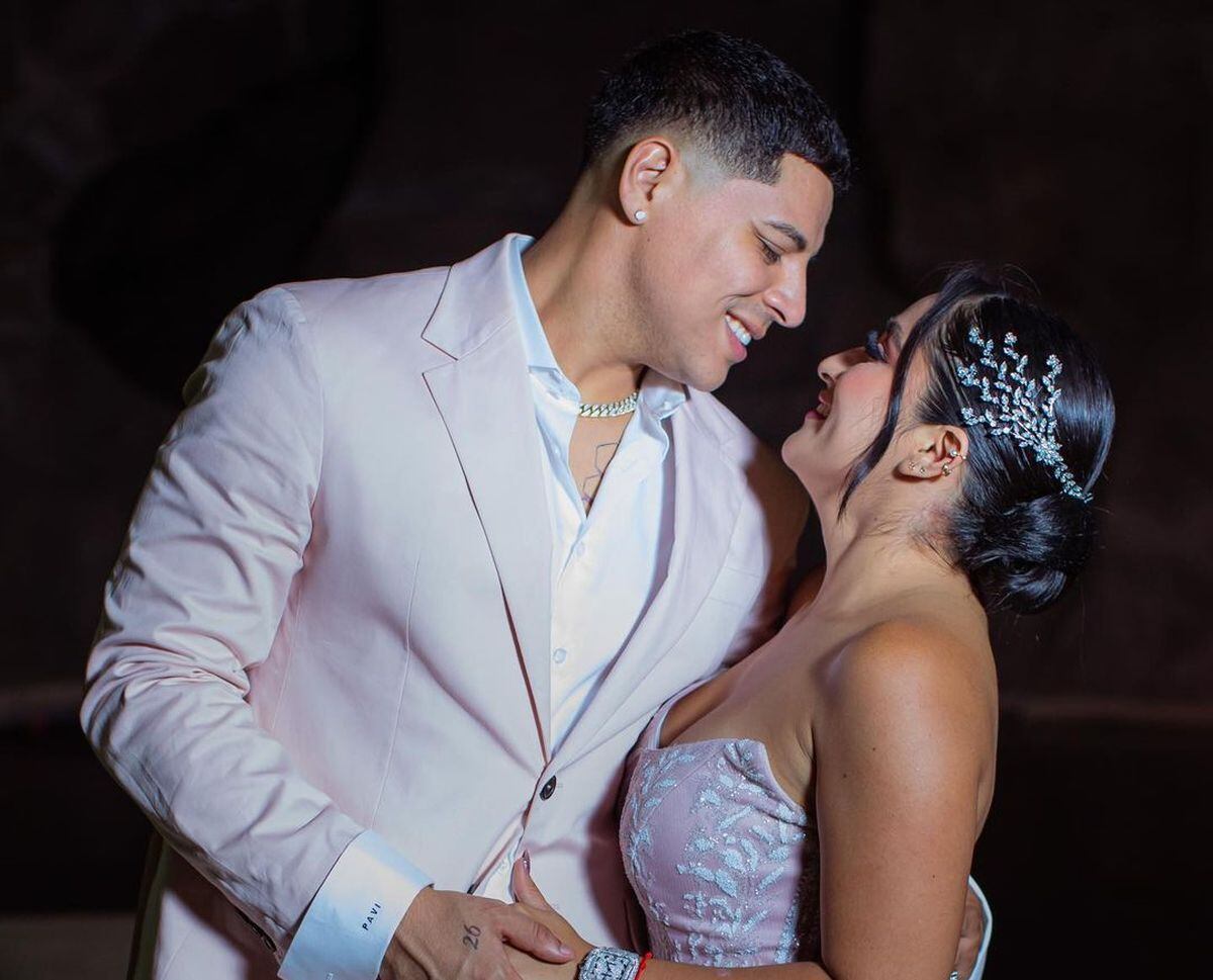 Pese a los rumores, el cantante aseguró que tiene un matrimonio feliz y descartó que haya rumores de divorcio (Foto: Eduin Caz / Instagram)