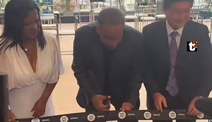 Farfán emocionado inaugura OFICIALMENTE el ‘Foquita Mall’ KM40: “Mi madre es la visionara de esta obra de arte”